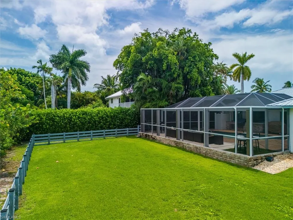 1477 Albatross Road Sanibel, FL 33957