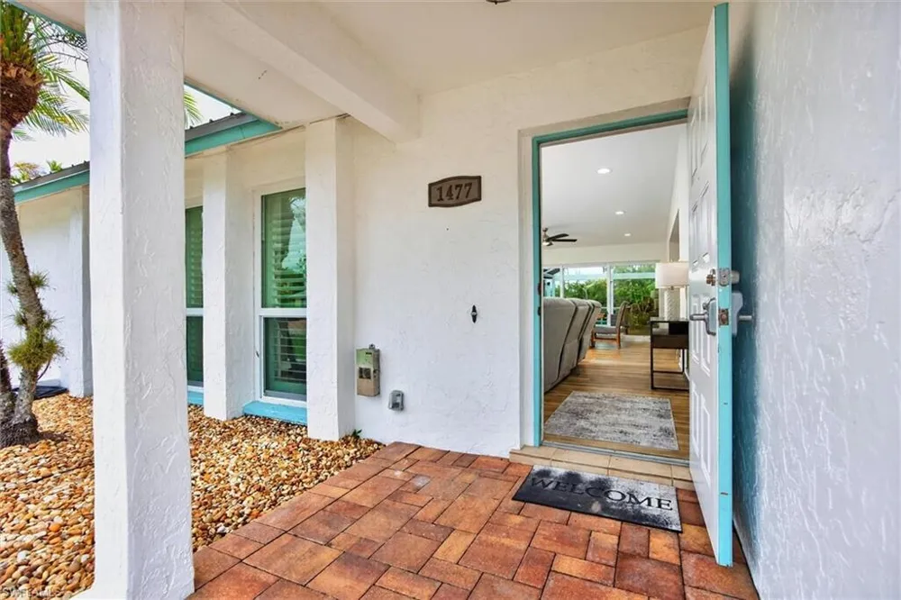 1477 Albatross Road Sanibel, FL 33957