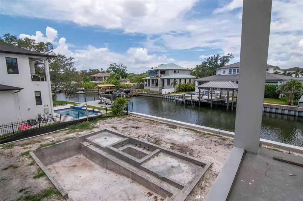 654 GENEVA PLACE Tampa, FL 33606