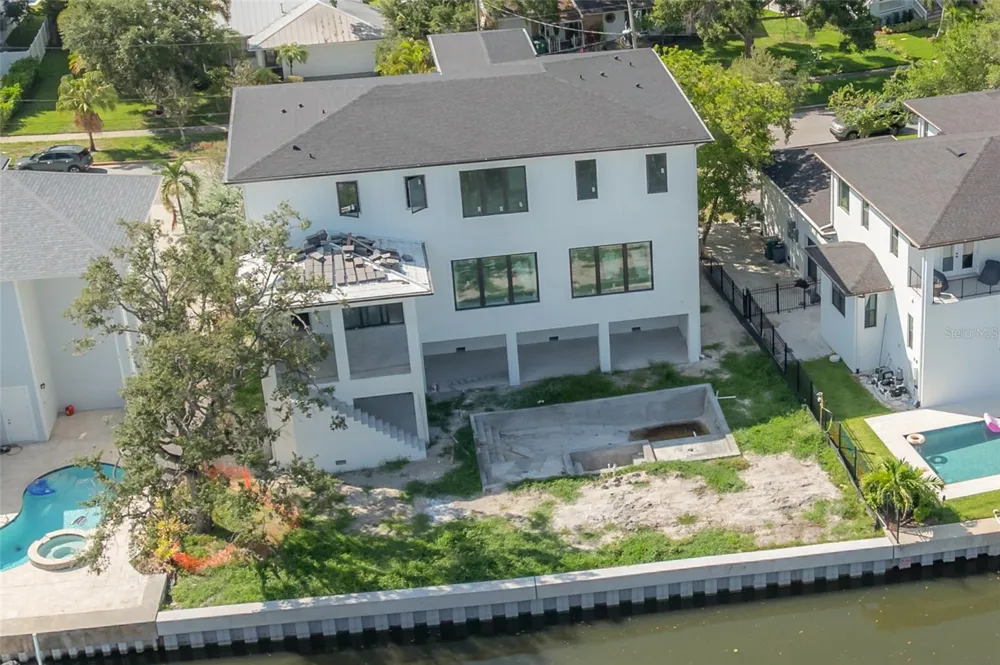 654 GENEVA PLACE Tampa, FL 33606
