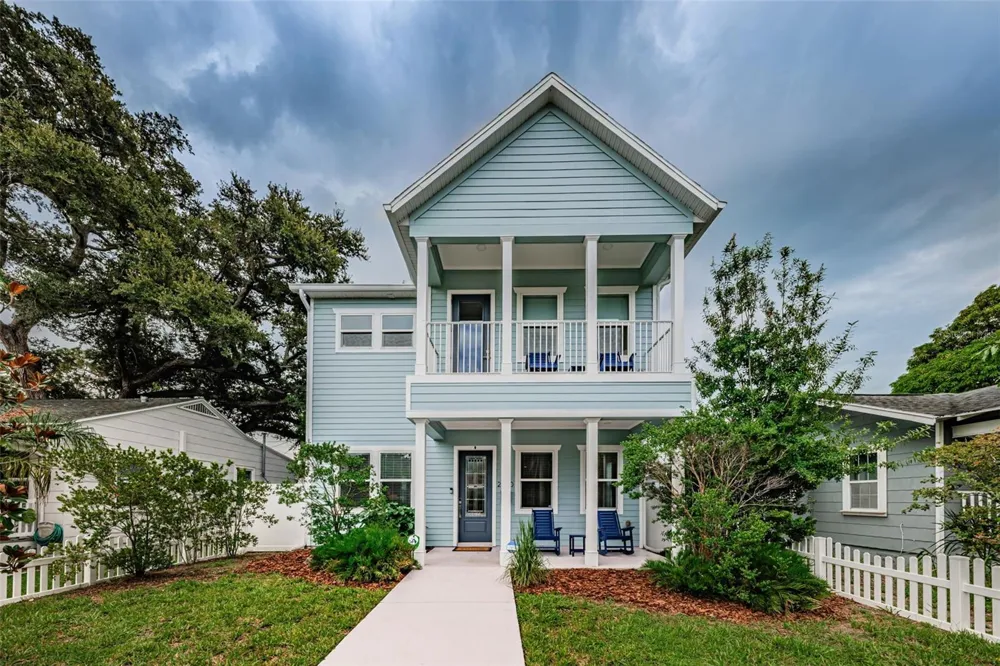 2430 6TH AVENUE St Petersburg, FL 33713