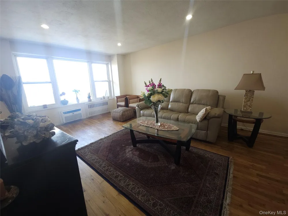 666 Shore ##4J Long Beach, NY 11561