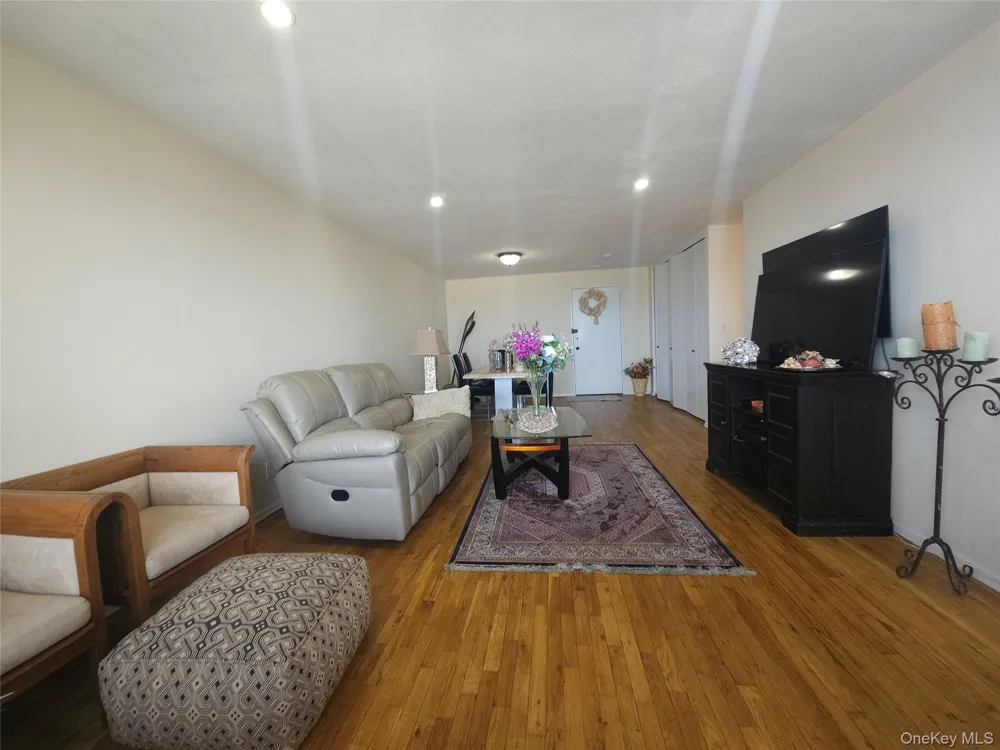 666 Shore ##4J Long Beach, NY 11561