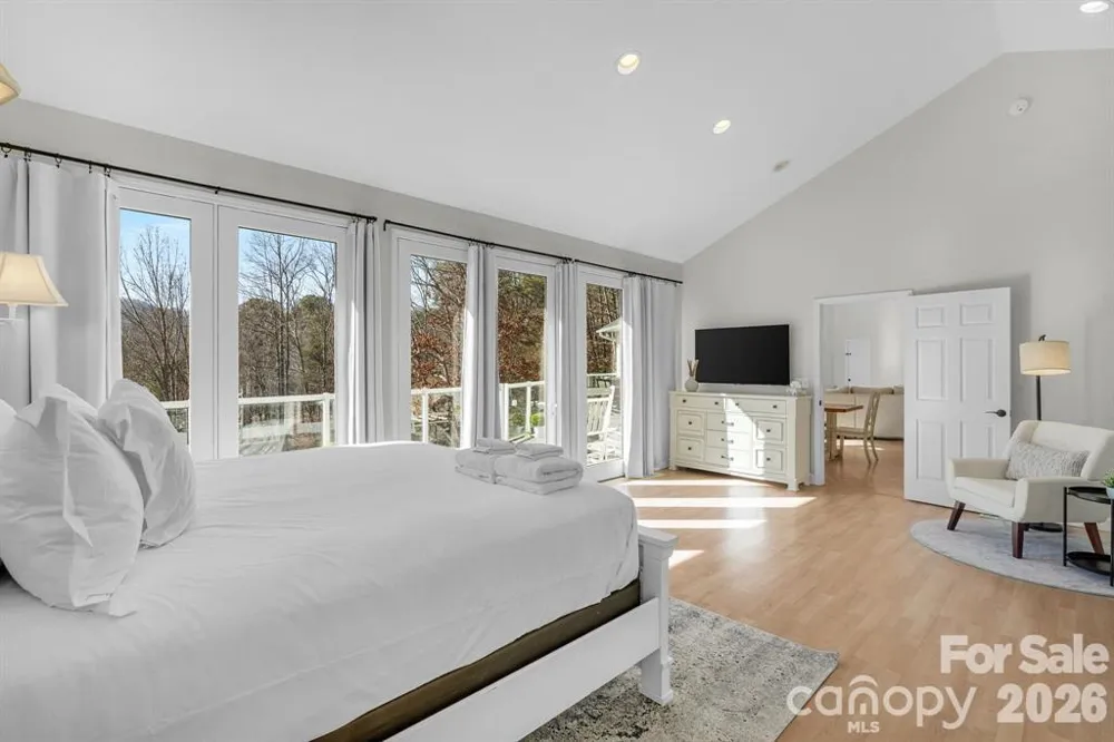 56 Great Horned Owl Road Candler, NC 28715