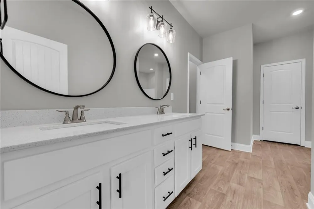 6032 Creekside View Lane Clermont, GA 30527