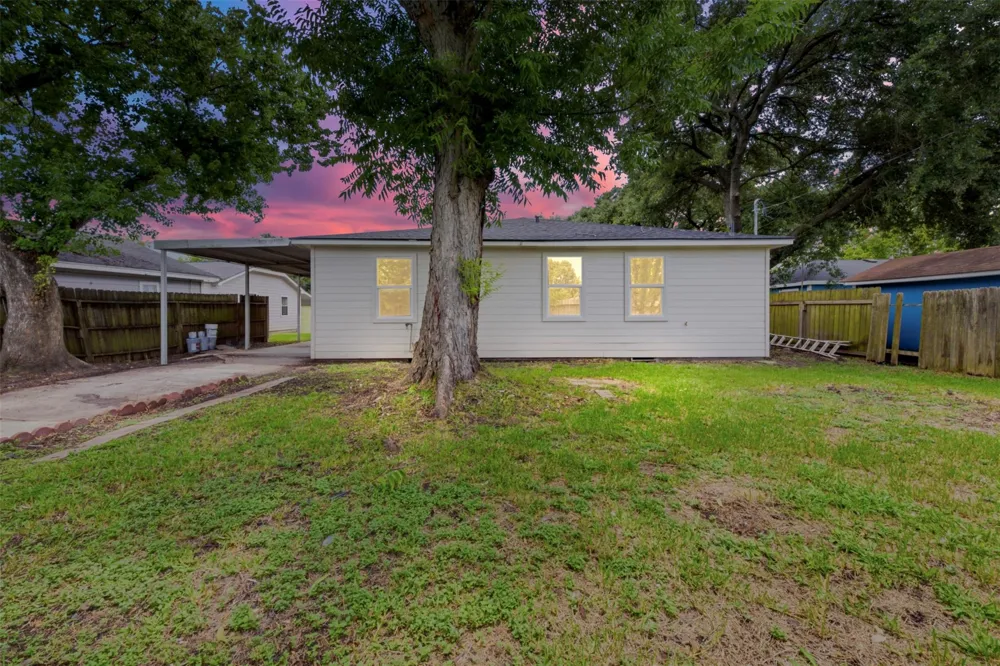 1415 Taylor Avenue Pasadena, TX 77506