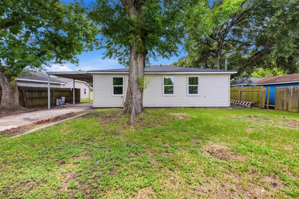 1415 Taylor Avenue Pasadena, TX 77506