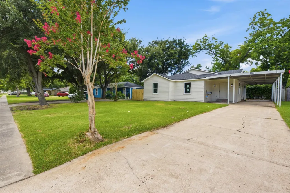 1415 Taylor Avenue Pasadena, TX 77506