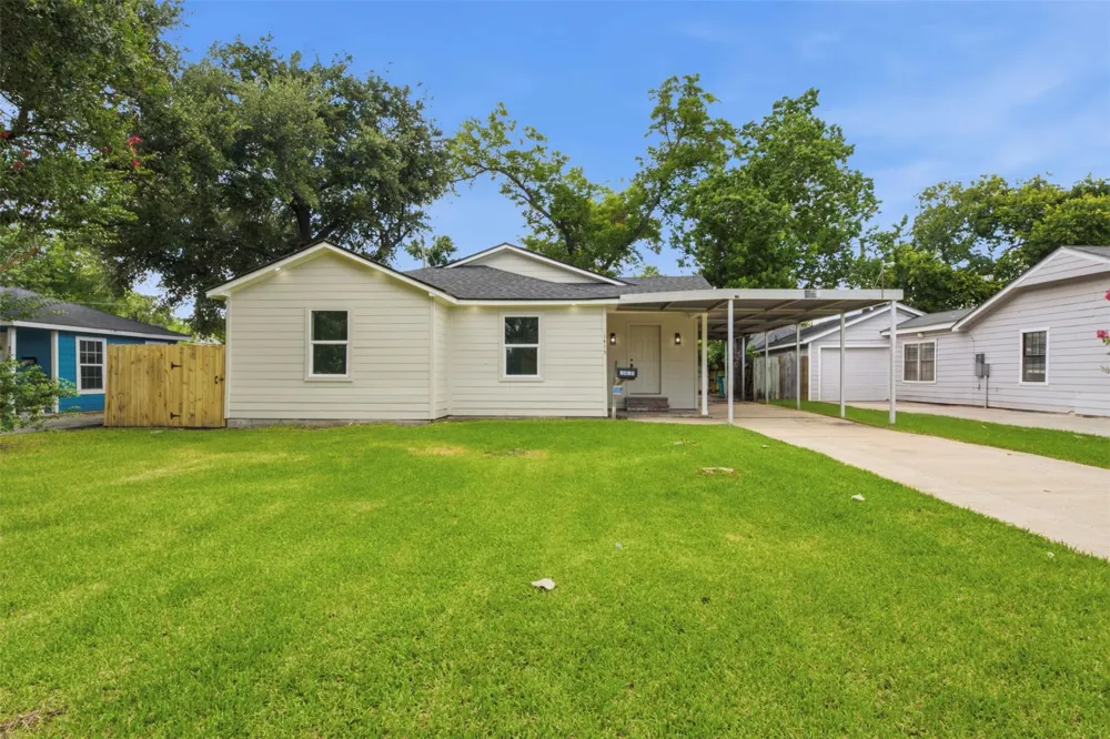1415 Taylor Avenue Pasadena, TX 77506