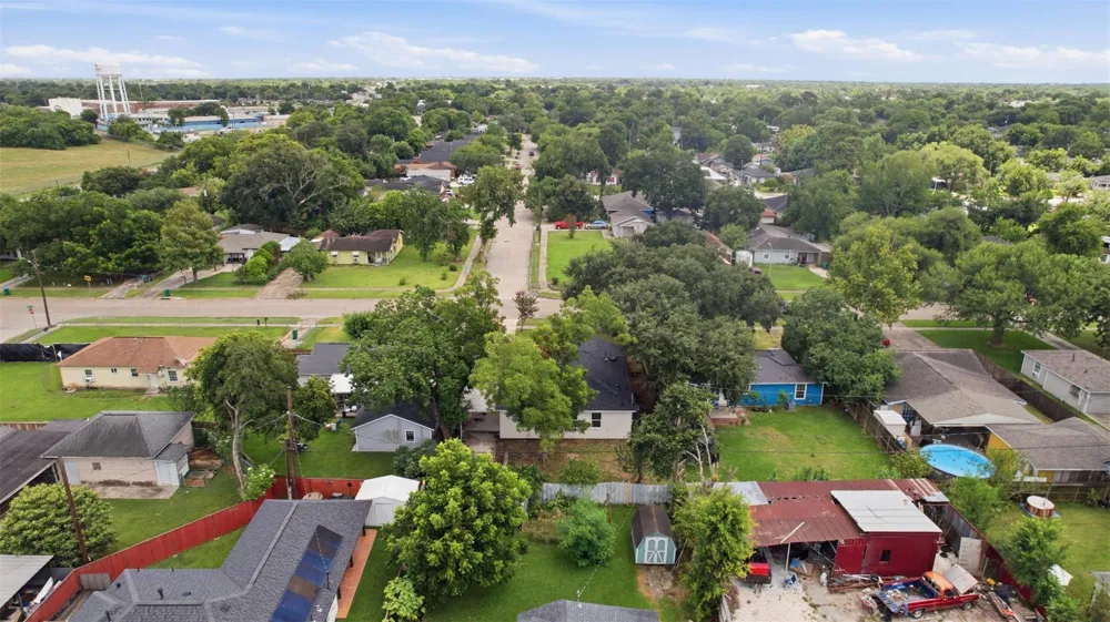 1415 Taylor Avenue Pasadena, TX 77506