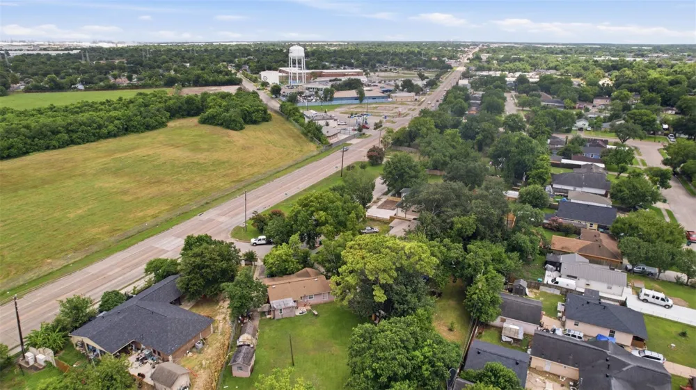 1415 Taylor Avenue Pasadena, TX 77506