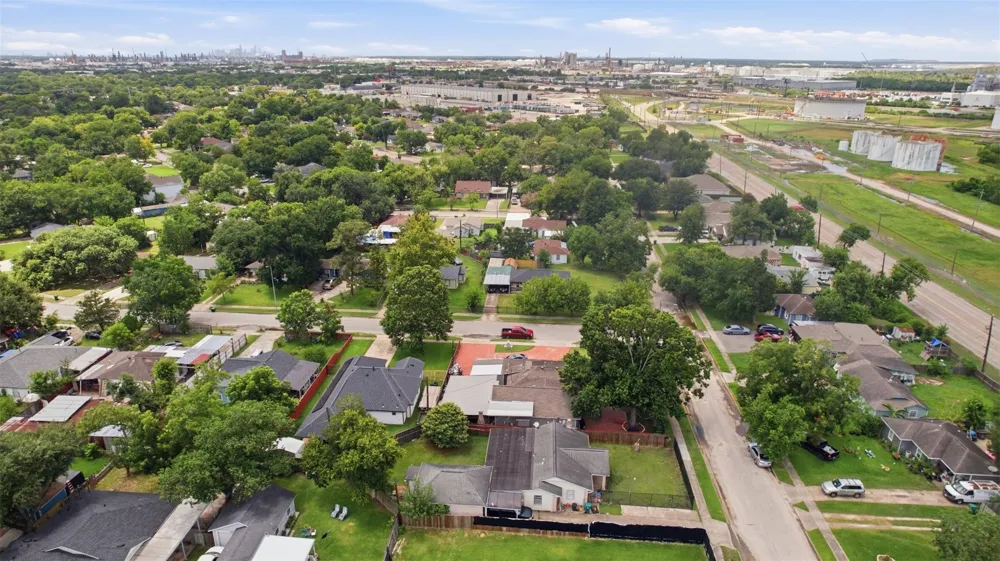1415 Taylor Avenue Pasadena, TX 77506
