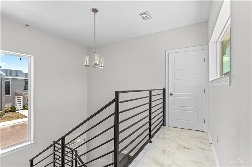 701 W Seminole Avenue Pharr, TX 78577