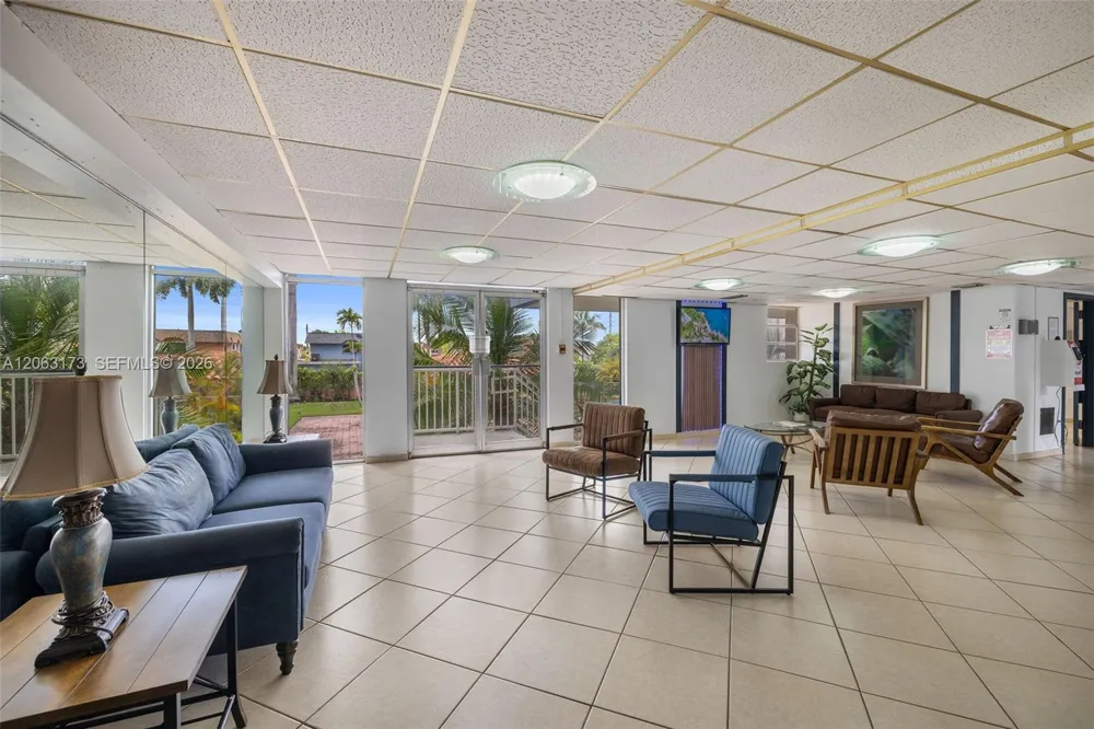 5050 NW 7th St #211 Miami, FL 33126