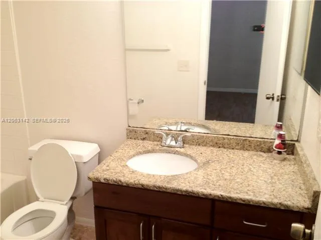 3350 Pinewalk Dr N #1428 Margate, FL 33063