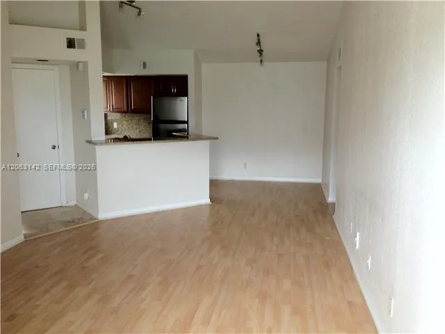 3350 Pinewalk Dr N #1428 Margate, FL 33063