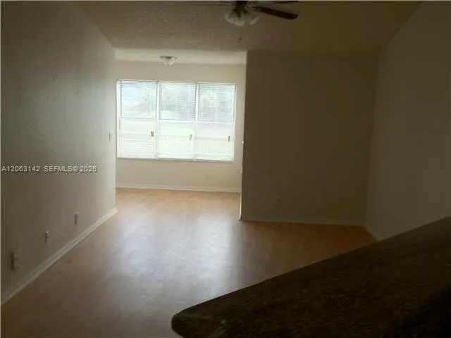 3350 Pinewalk Dr N #1428 Margate, FL 33063