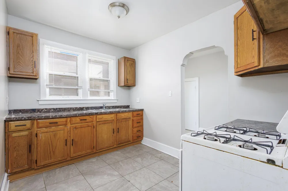2704 Webb Street #Lower Detroit, MI 48206