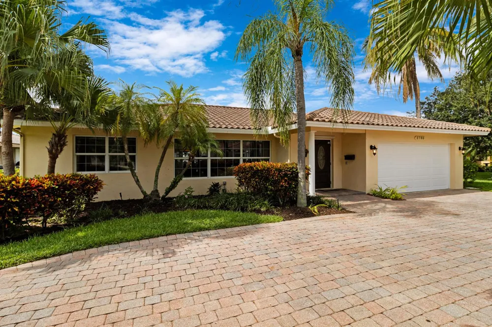 2700 NE 23RD STREET Pompano Beach, FL 33062
