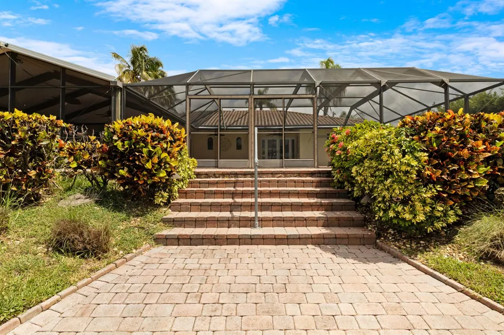 2700 NE 23RD STREET Pompano Beach, FL 33062