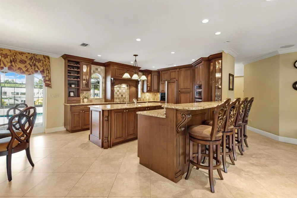 2700 NE 23RD STREET Pompano Beach, FL 33062