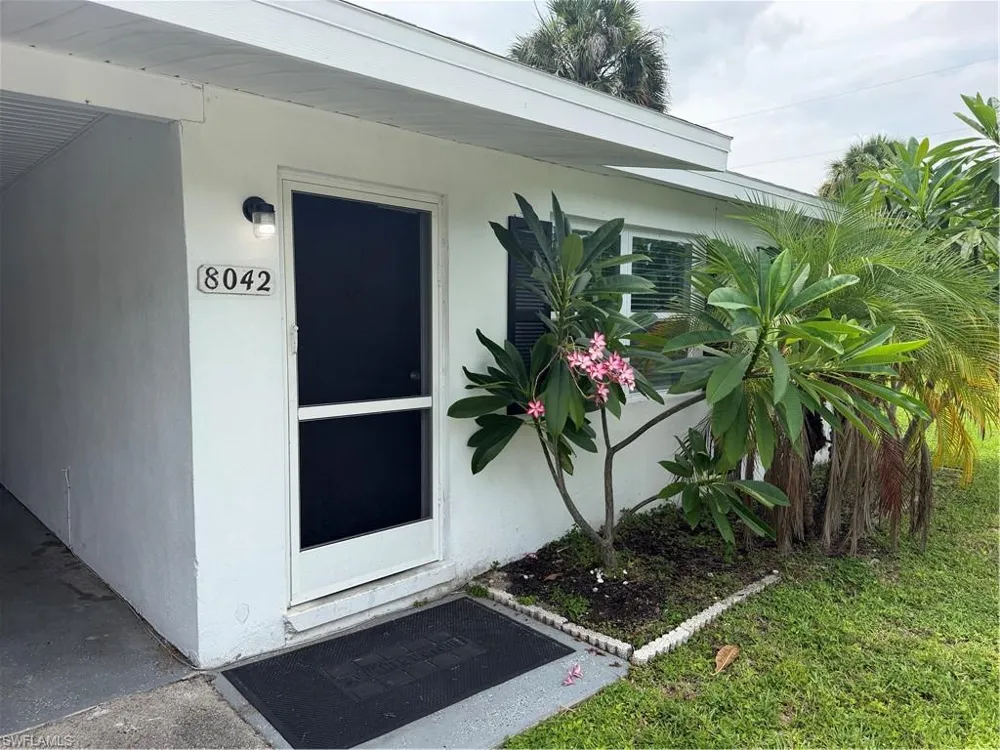 8042 Cleaves Road #8042 North Fort Myers, FL 33903