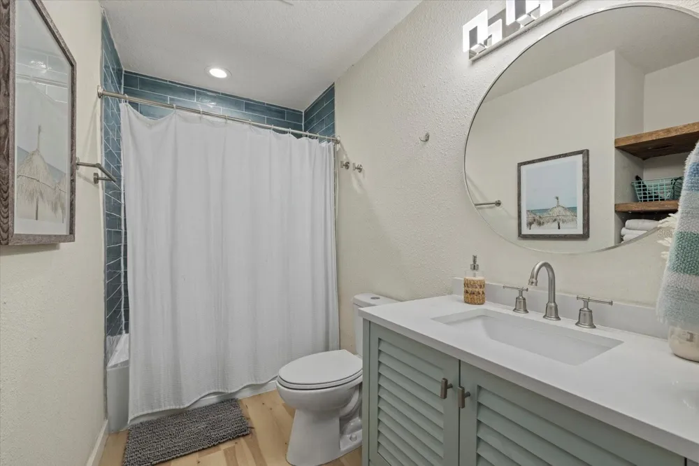 2069 BOUGAINVILLEA STREET Sarasota, FL 34239