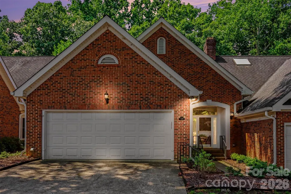 128 Columns Circle Shelby, NC 28150