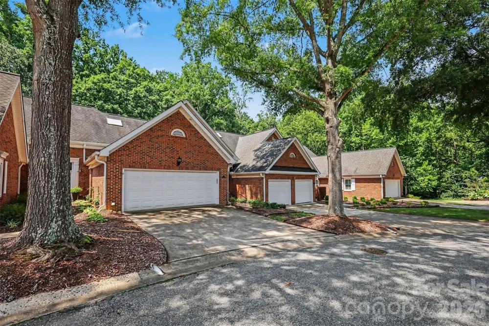 128 Columns Circle Shelby, NC 28150