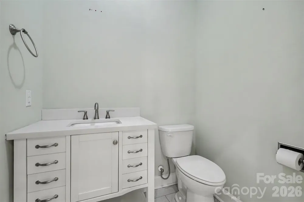 128 Columns Circle Shelby, NC 28150
