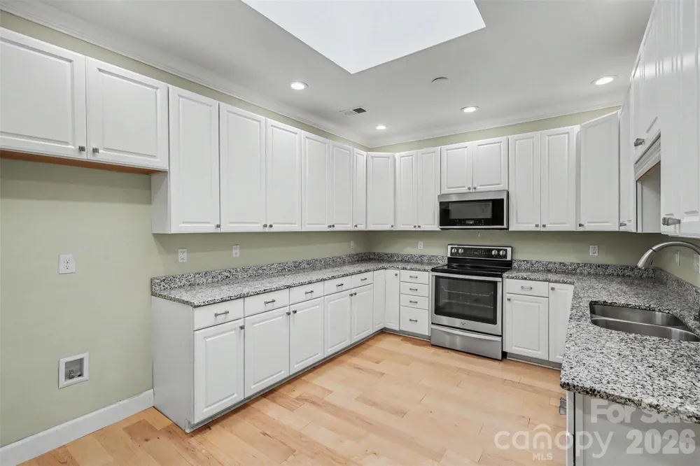 128 Columns Circle Shelby, NC 28150