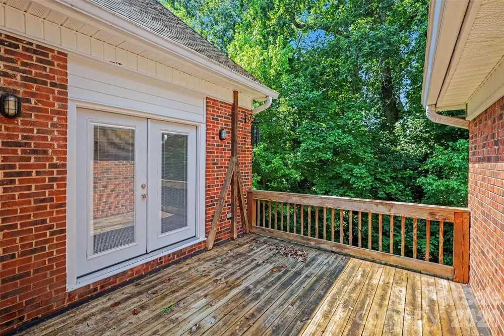 128 Columns Circle Shelby, NC 28150