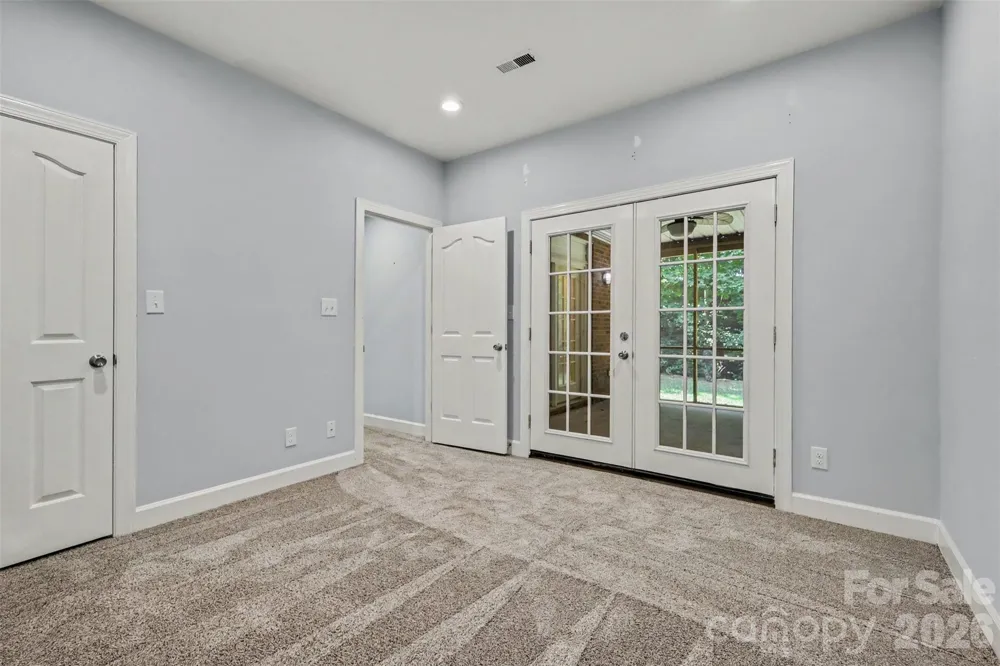 128 Columns Circle Shelby, NC 28150