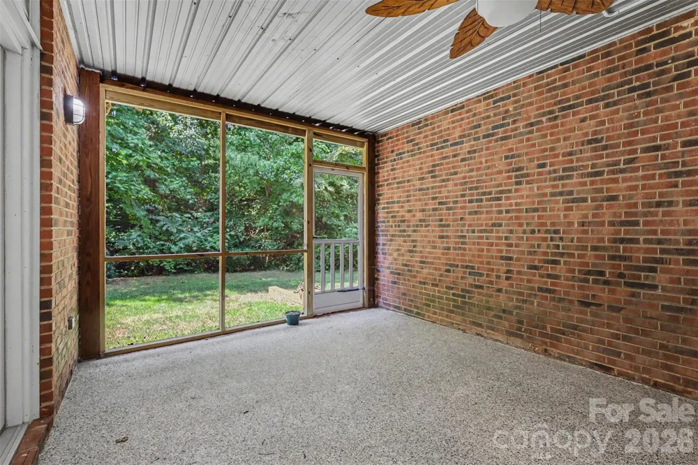 128 Columns Circle Shelby, NC 28150