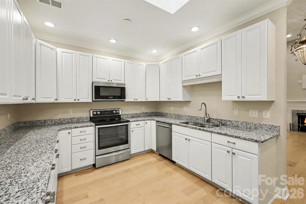 128 Columns Circle Shelby, NC 28150