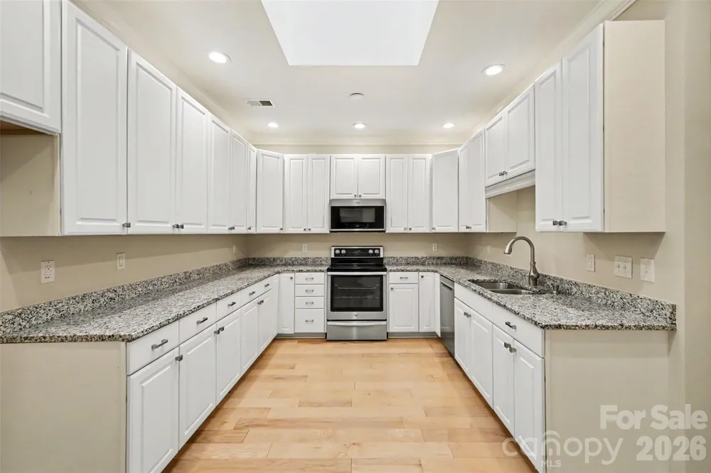 128 Columns Circle Shelby, NC 28150