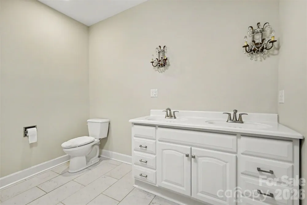 128 Columns Circle Shelby, NC 28150