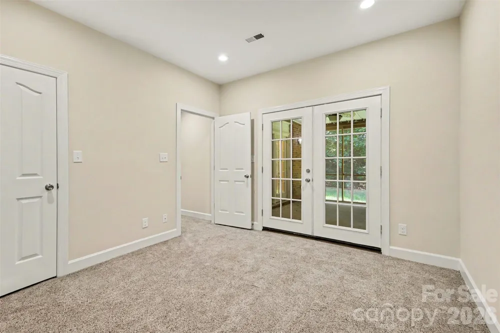 128 Columns Circle Shelby, NC 28150