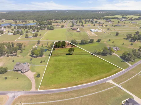 23050 Bridle View Drive