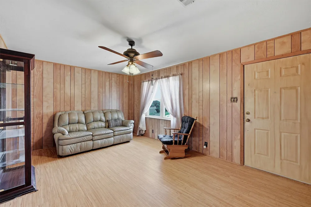 3636 State Highway 56 Bells, TX 75414