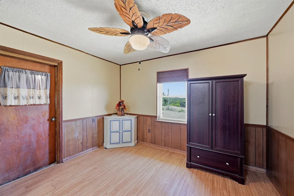 3636 State Highway 56 Bells, TX 75414