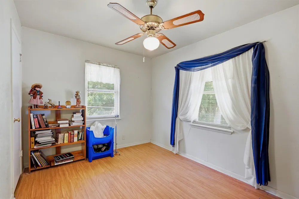 3636 State Highway 56 Bells, TX 75414
