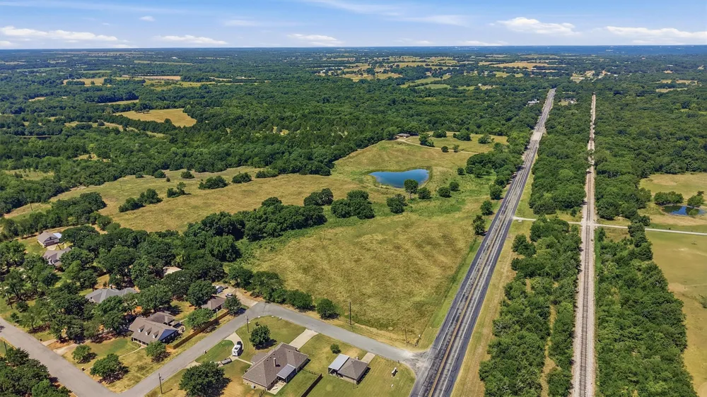 3636 State Highway 56 Bells, TX 75414