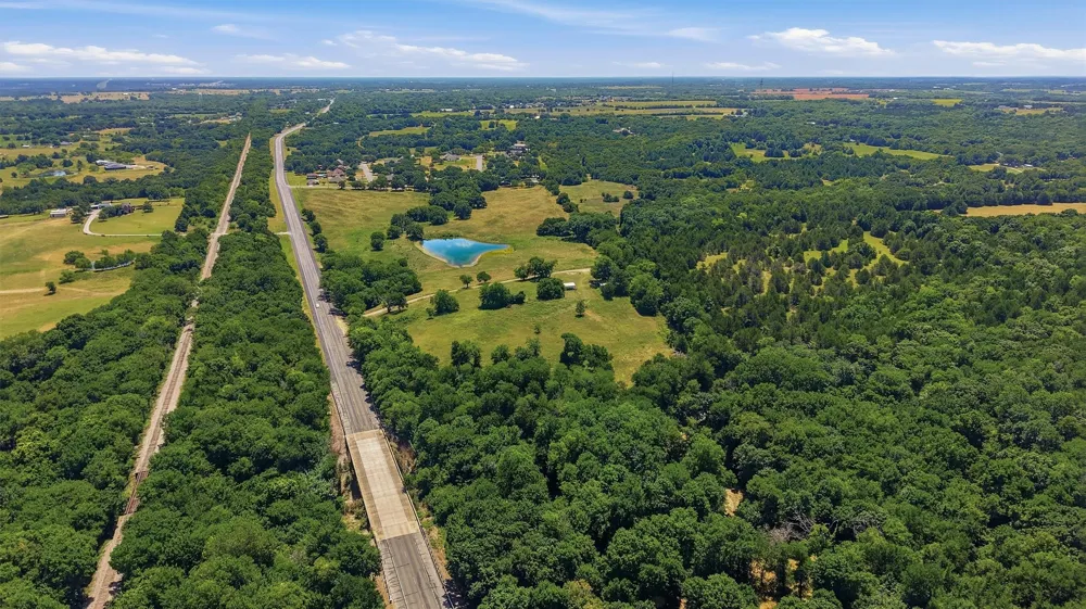 3636 State Highway 56 Bells, TX 75414