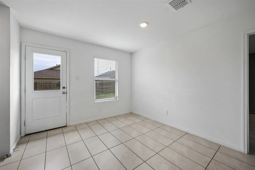 1104 Crestview Drive Hutchins, TX 75141