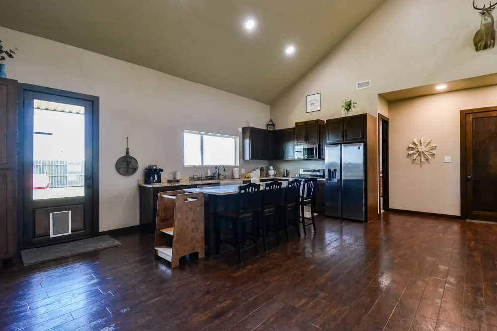 605 Fm 614 Ovalo, TX 79541