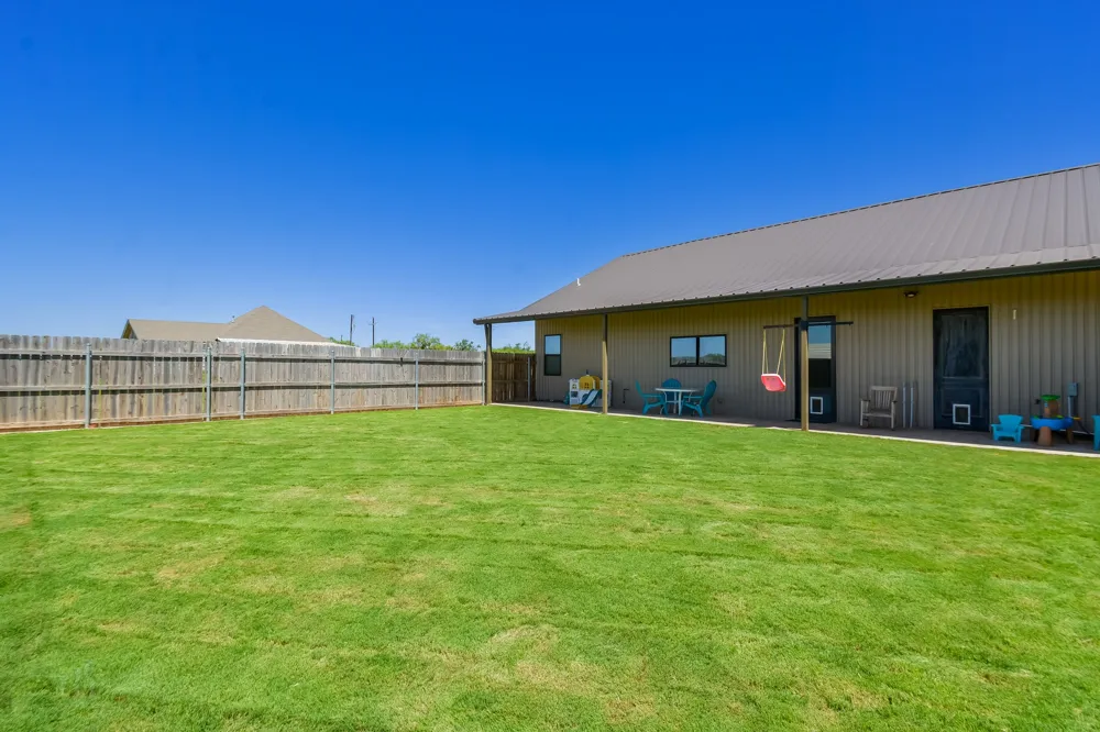 605 Fm 614 Ovalo, TX 79541