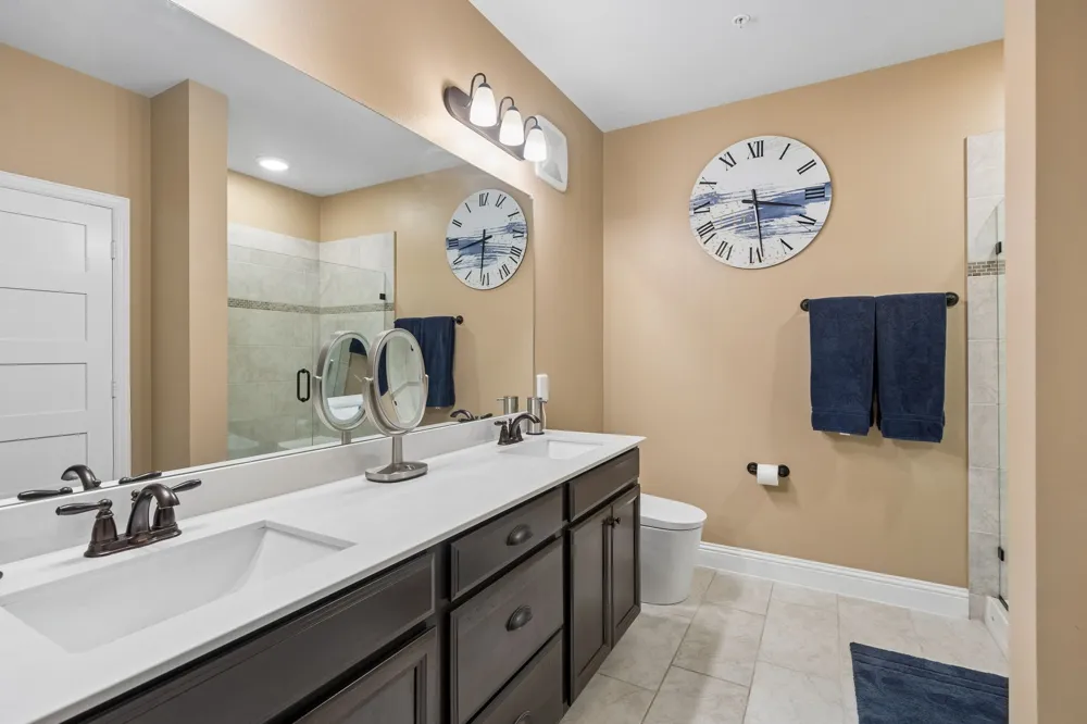 1735 Wittington Place #3207 Farmers Branch, TX 75234