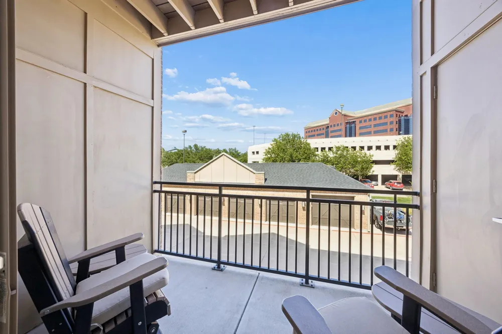 1735 Wittington Place #3207 Farmers Branch, TX 75234