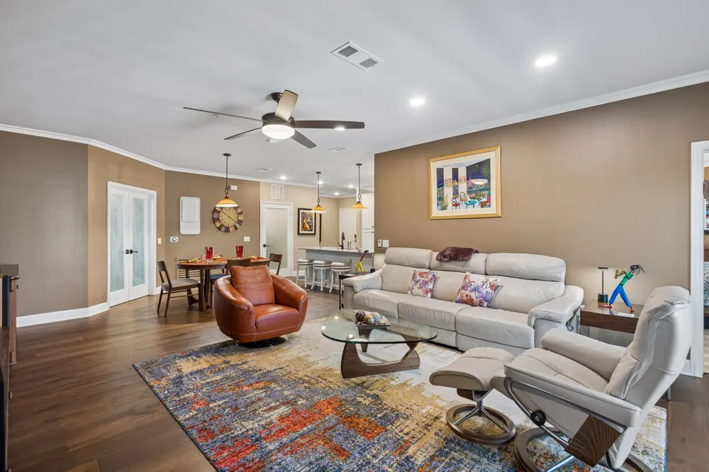 1735 Wittington Place #3207 Farmers Branch, TX 75234